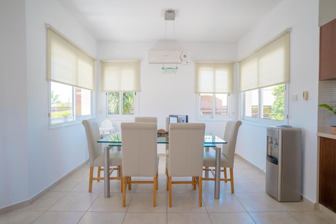 Villa Atlantos Пея Екстериор снимка
