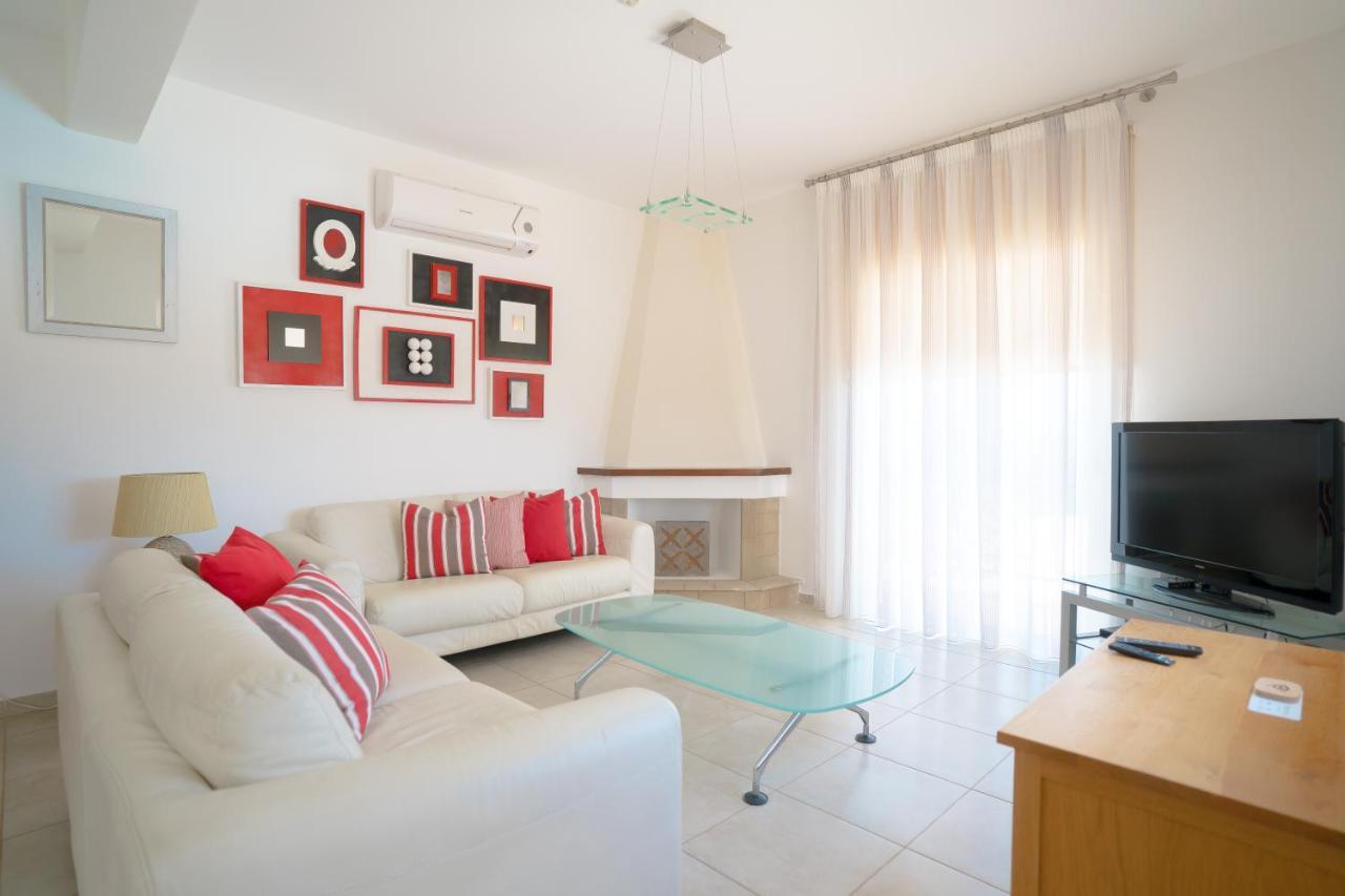 Villa Atlantos Пея Екстериор снимка