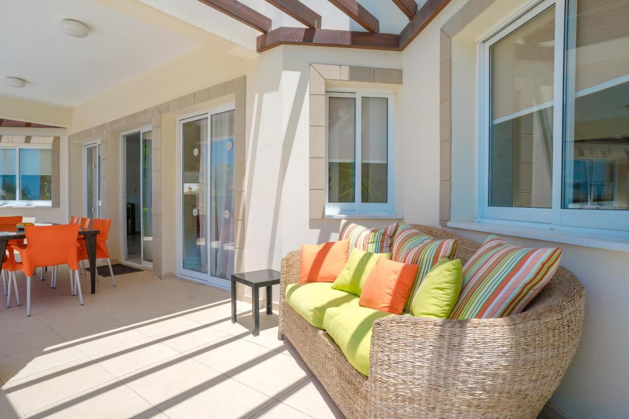 Villa Atlantos Пея Екстериор снимка